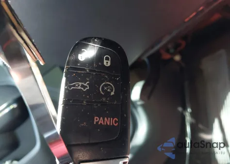 2014 Dodge Charger Sxt z USA, uszkodzony, nr VIN 2C3CDXJG4EH116279